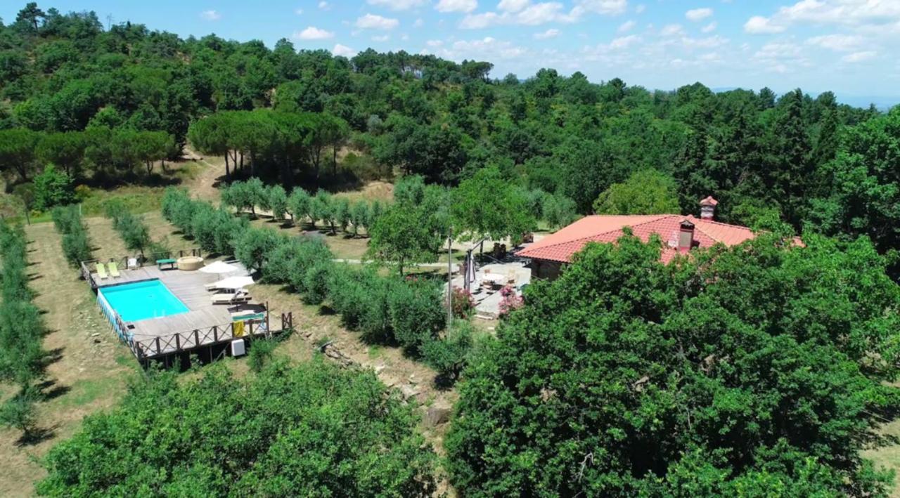 צ'יביטלה אין ואל די קיאנה Casa Vacanza Le Corniole מראה חיצוני תמונה
