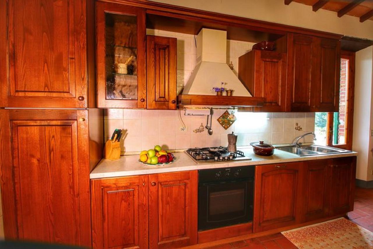 צ'יביטלה אין ואל די קיאנה Casa Vacanza Le Corniole מראה חיצוני תמונה